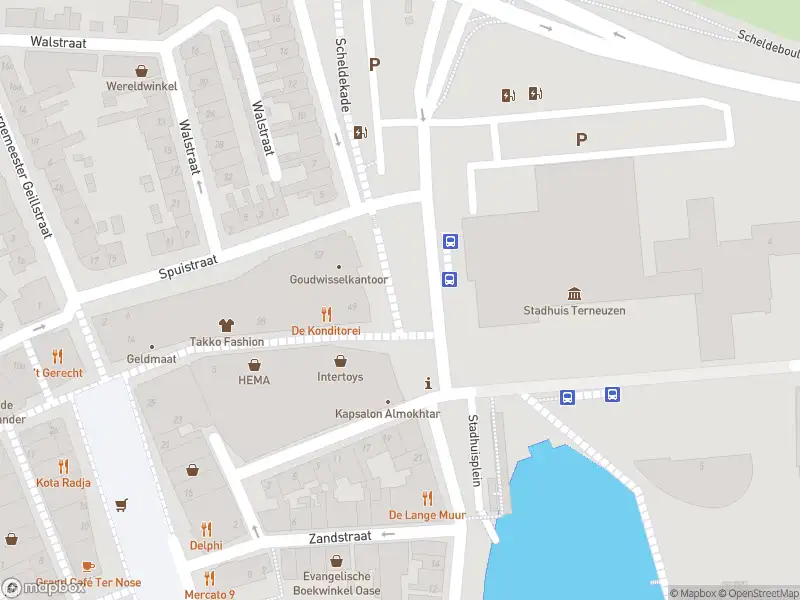 Brandweer met gepaste spoed naar de Stadhuisplein in Terneuzen