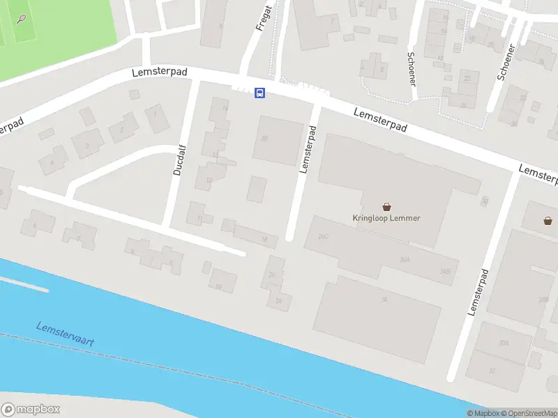 Brandweer met gepaste spoed naar de Lemsterpad in Lemmer vanwege een buitenbrand