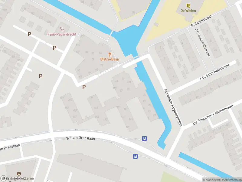 Ambulance met gepaste spoed naar de P.S. Gerbrandystraat in Papendrecht