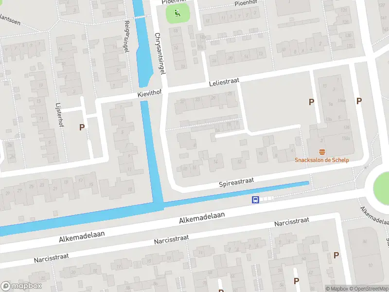 Ambulance met gepaste spoed naar de Chrysantsingel in Roelofarendsveen