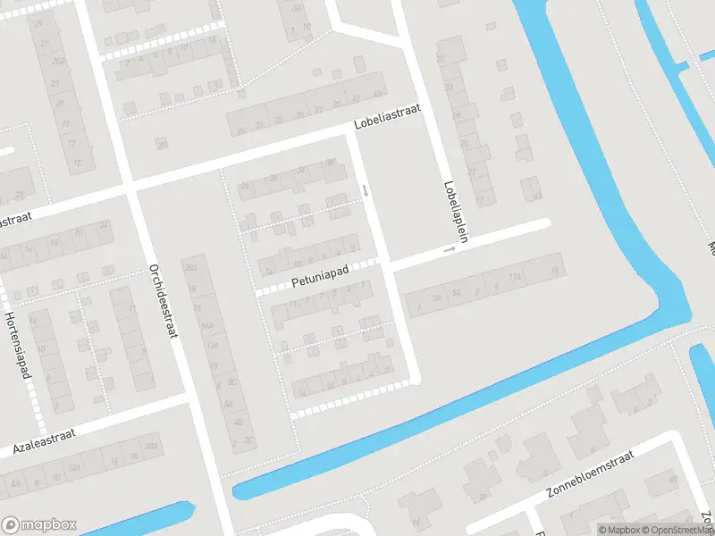 Ambulance met gepaste spoed naar de Petuniapad in Spijkenisse