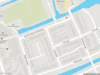 Ambulance met gepaste spoed naar de Leliestraat in Oostzaan