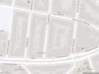 Ambulance met gepaste spoed naar de De Jagerstraat in Rotterdam