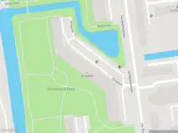 Ambulance met gepaste spoed naar de Griegplein in Schiedam