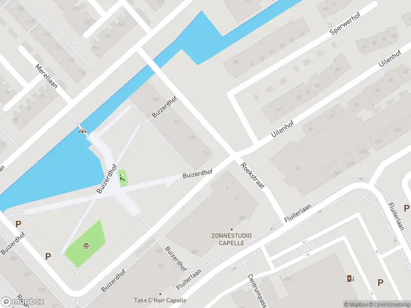 Ambulance met grote spoed naar de Roekstraat in Capelle aan den IJssel