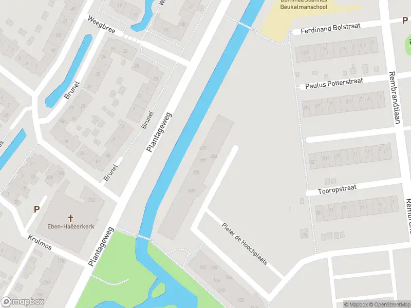 Ambulance met grote spoed naar de Pieter de Hoochplaats in Alblasserdam