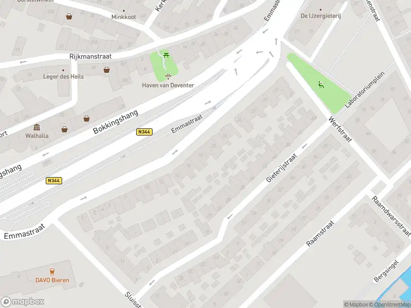 Brandweer met grote spoed naar de G.J. Leonard Ankersmitlaan in Deventer vanwege afhijsen patient