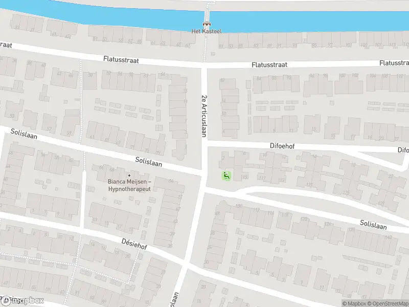 Ambulance met grote spoed naar de 2e Articuslaan in Capelle aan den IJssel