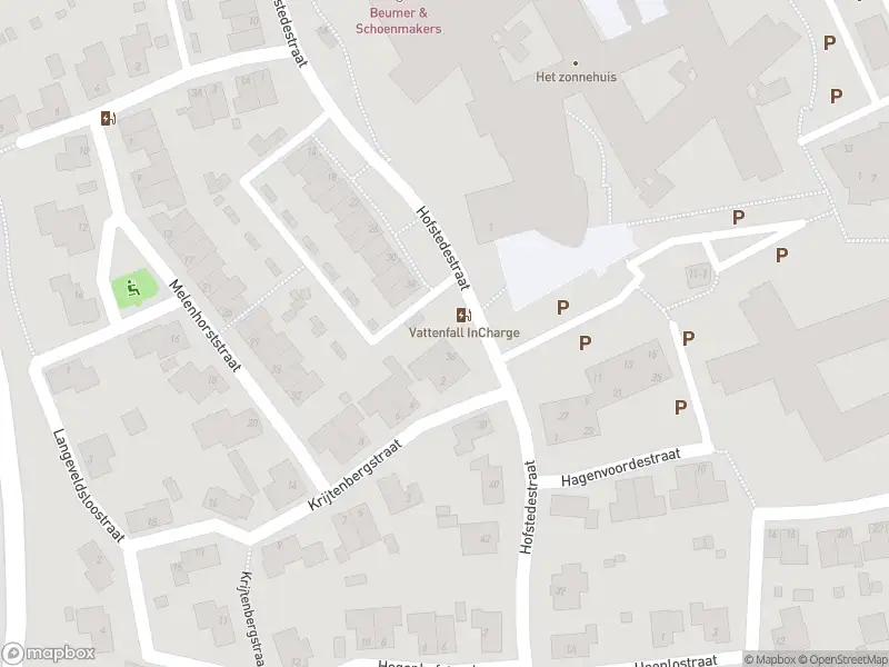 Brandweer met gepaste spoed naar de Hofstedestraat in Zwolle vanwege een buitenbrand