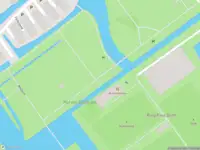 Ambulance met grote spoed naar de Van der Lelijstraat in Delft