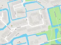 Ambulance met gepaste spoed naar de Guévarastraat in Delft