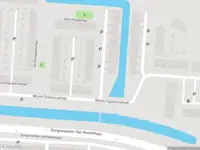 Ambulance met gepaste spoed naar de Henri Polakstraat in Schiedam