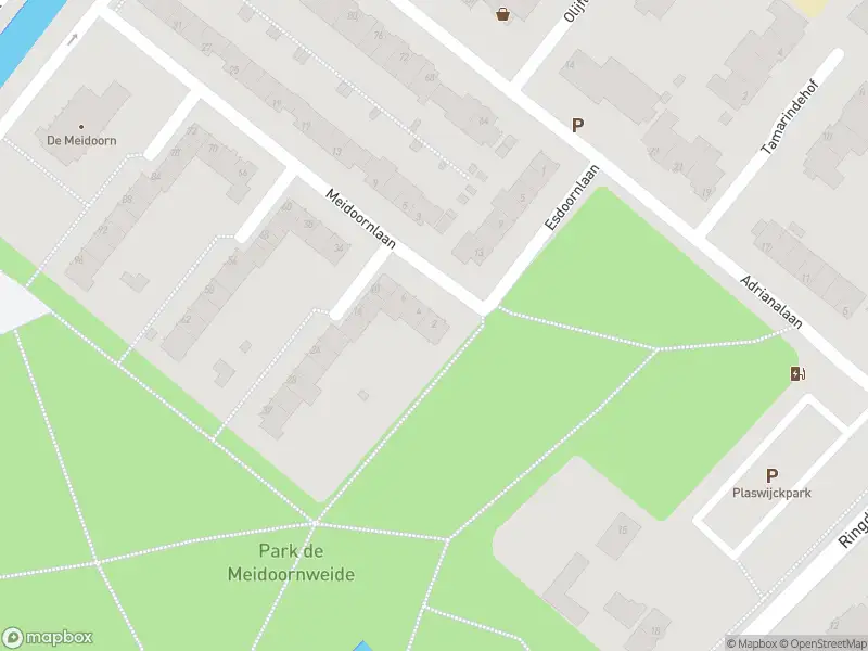 Ambulance met gepaste spoed naar de Meidoornlaan in Rotterdam