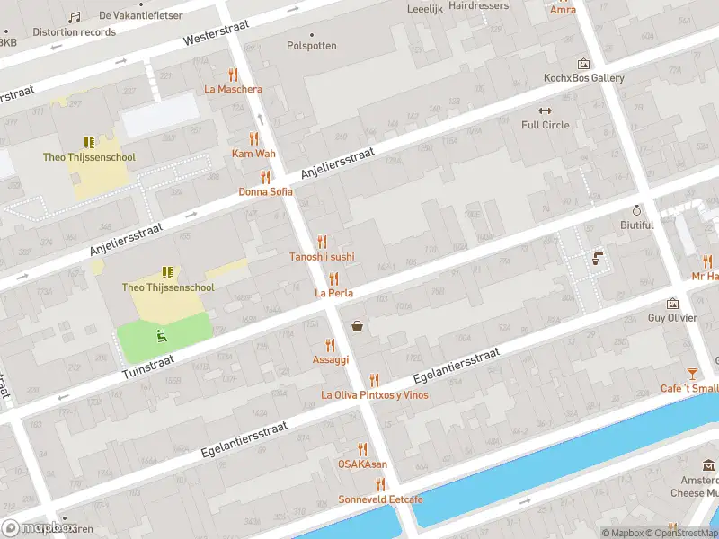 Ambulance met gepaste spoed naar de Egelantiersstraat in Amsterdam