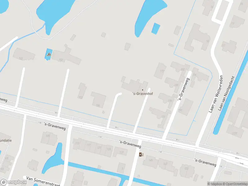 Ambulance met grote spoed naar de 's-Gravenweg in Rotterdam