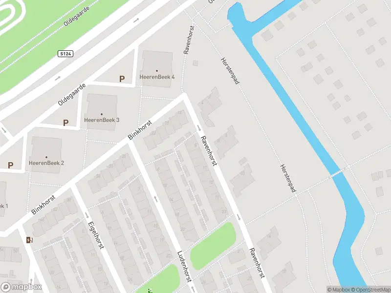 Ambulance met grote spoed naar de Ravenhorst in Rotterdam
