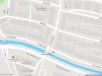Ambulance met gepaste spoed naar de 2e Octaviolaan in Capelle aan den IJssel