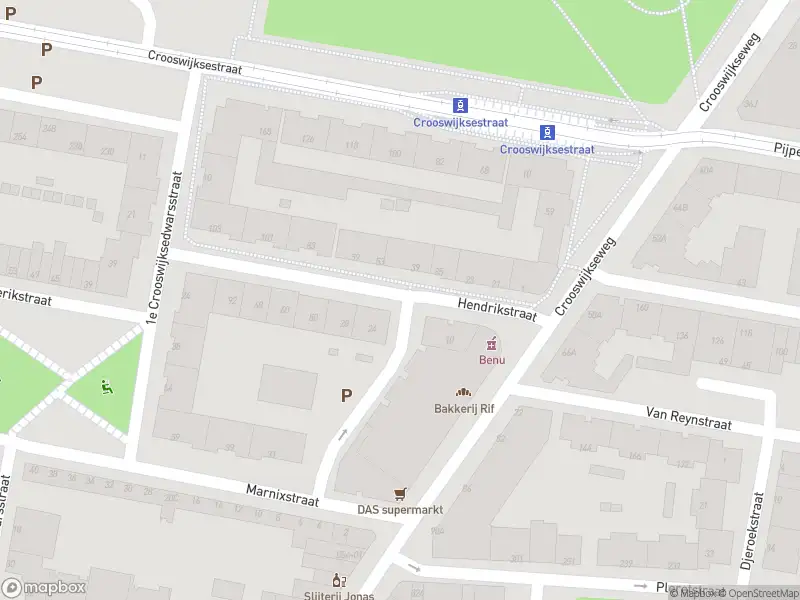 Ambulance met grote spoed naar de Hendrikstraat in Rotterdam