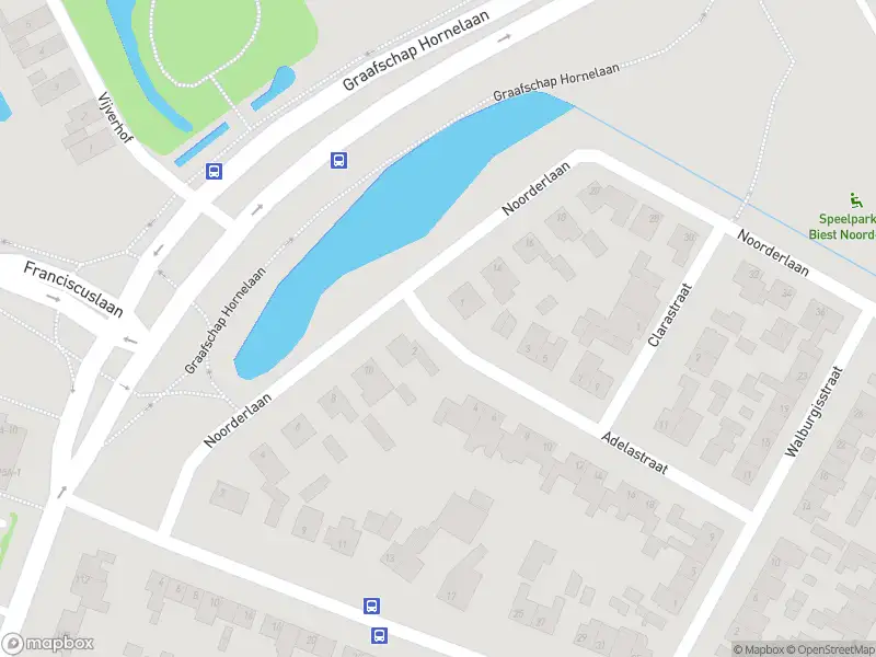 Ambulance met grote spoed naar de Adelastraat in Weert