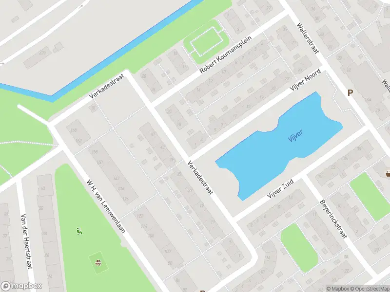 Ambulance met gepaste spoed naar de Vijver Noord in Delft