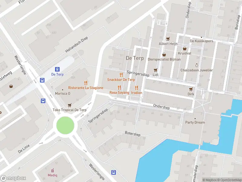 Ambulance met gepaste spoed naar de Springersdiep in Capelle aan den IJssel