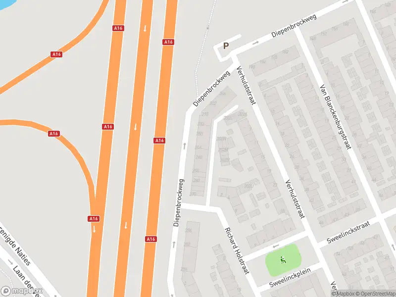 Ambulance met grote spoed naar de Diepenbrockweg in Dordrecht