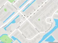 Ambulance met grote spoed naar de Hofje van Maat in Poeldijk
