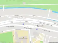 Ambulance met gepaste spoed naar de Prins Bernhardweg in Zaandam