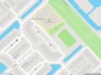 Brandweer met gepaste spoed naar de Galerijmuur in Houten vanwege een liftopsluiting