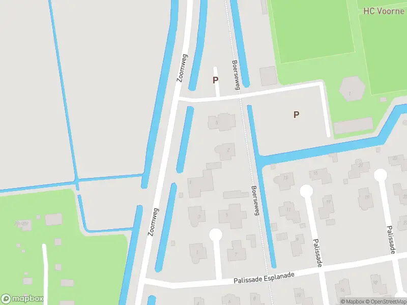 Brandweer met gepaste spoed naar de Zoomweg in Hellevoetsluis vanwege wateroverlast