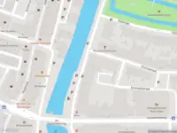 Ambulance met gepaste spoed naar de Hoflaan in Vlaardingen