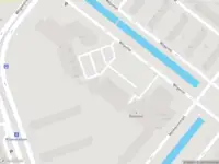 Ambulance met grote spoed naar de Wilgenlei in Rotterdam