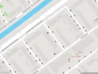 Ambulance met gepaste spoed naar de Van Tienhovenstraat in Schiedam