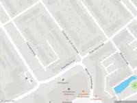 Ambulance met grote spoed naar de Slotemaker de Bruïnestraat in Ridderkerk