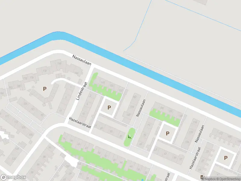 Ambulance met gepaste spoed naar de Nassaulaan in Puttershoek