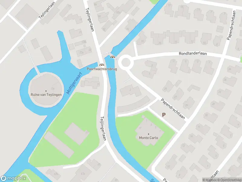Ambulance met gepaste spoed naar de Van der Voetplein in Sassenheim
