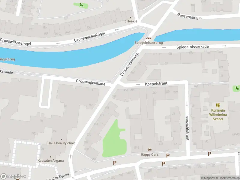Ambulance met grote spoed naar de Crooswijkseweg in Rotterdam