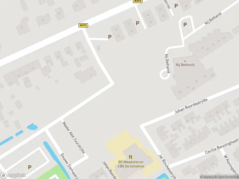Brandweer met grote spoed naar de Jel Rinckesstrjitte in Tzummarum vanwege gebouwbrand