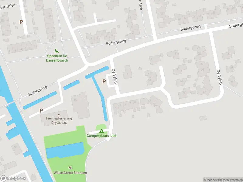 Brandweer met gepaste spoed naar de De Tsjalk in IJlst vanwege stormschade
