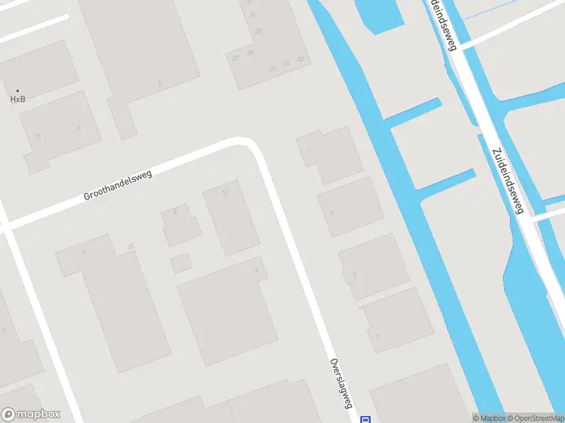 Ambulance met grote spoed naar de Overslagweg in Delfgauw