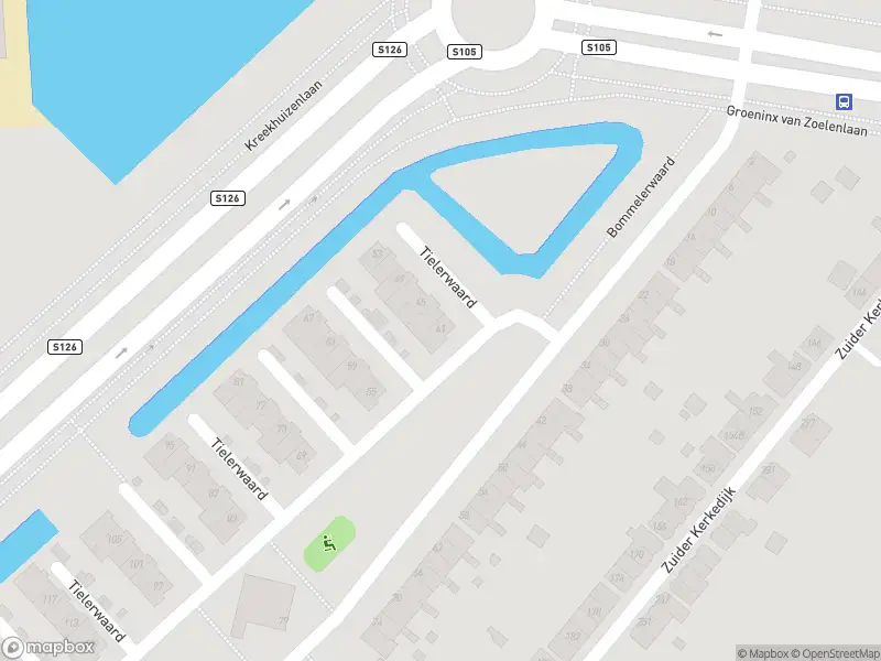 Brandweer met gepaste spoed naar de Tielerwaard in Rotterdam