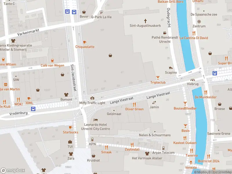 Politie naar de Lange Viestraat in Utrecht vanwege aanrijding met letsel