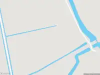 Ambulance met grote spoed naar de Egmondermeer in Egmond aan den Hoef