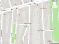 Ambulance met grote spoed naar de Sint-Mariastraat in Rotterdam