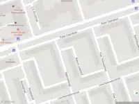Ambulance met gepaste spoed naar de Boas en Judelshof in Amsterdam
