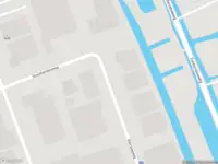 Ambulance met grote spoed naar de Overslagweg in Delfgauw