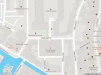 Brandweer met gepaste spoed naar de Stadhuisplein in Almelo