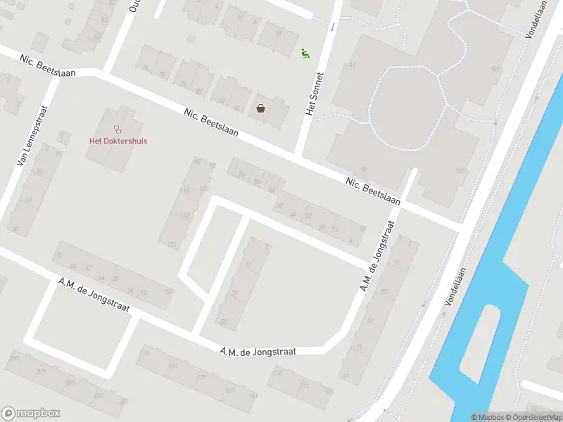 Ambulance met gepaste spoed naar de Herman de Manstraat in Ridderkerk