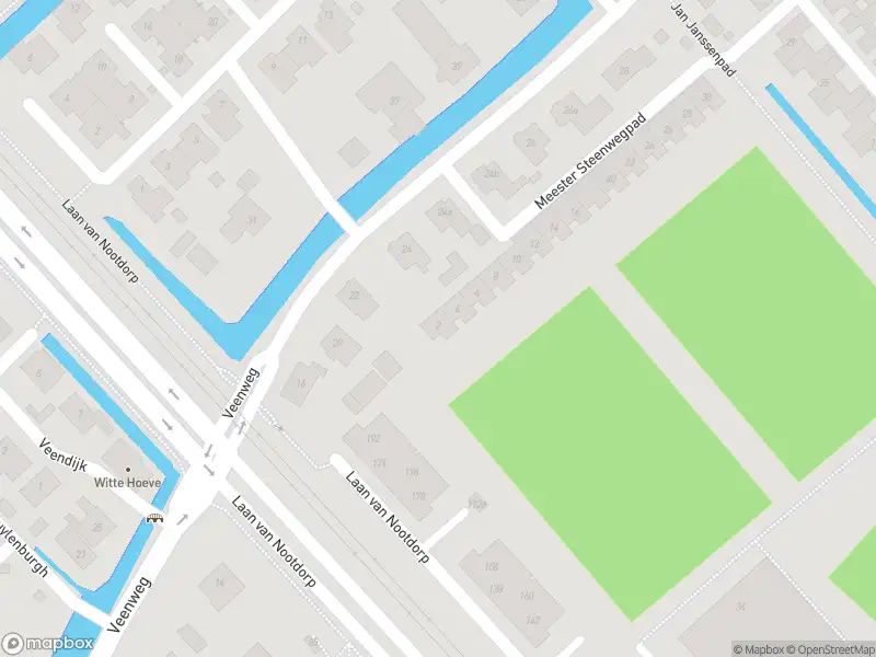 Ambulance met grote spoed naar de Meester Steenwegpad in Nootdorp