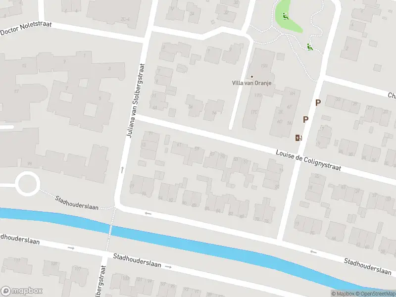 Ambulance met gepaste spoed naar de Louise de Colignystraat in Schiedam